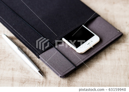 Note holder 63159948