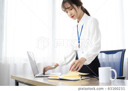 Business woman 63160231