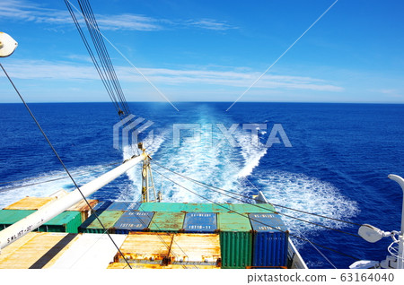 Wake 63164040