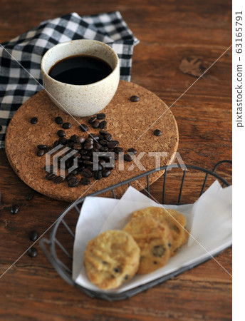 Moka pot coffee maker and coffee cup, steel Moka pot coffee maker and coffee cup, steel 63165791