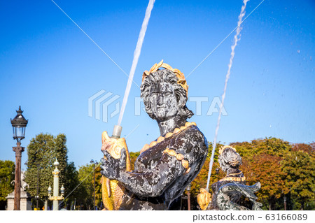 Fountain of the Seas detail, Concorde Square, 63166089