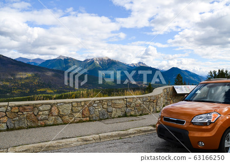 秋季加拿大落基山脈@ Kootenay山谷觀景點(Kooteney National Park-Canada-BC) 秋季加拿大落基山脈@ Kootenay山谷觀景點(Kooteney National Park-Canada-BC) 63166250
