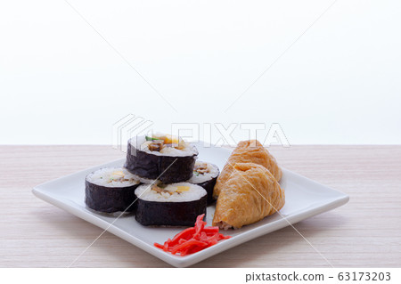 日本料理。壽司。稻荷壽司。壽司卷。 63173203