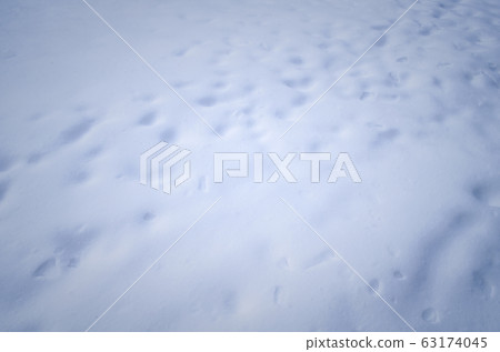 Snowfall texture background. White snow sparkling. 63174045