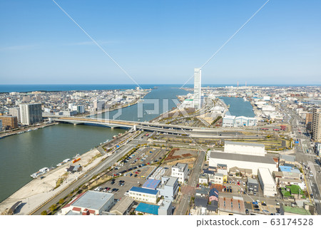 Cityscape of Niigata City 63174528