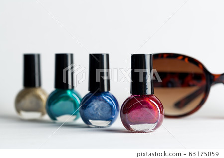 [Cosmetic manicure] 63175059