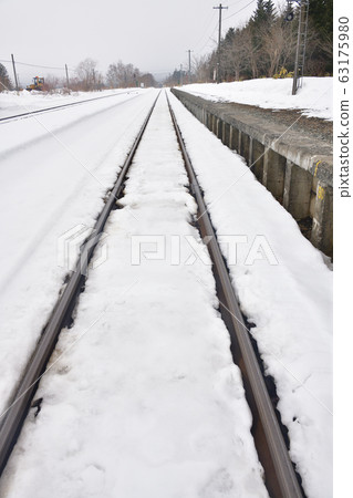 Take a photo of JR Enjin Station in Kuromatsunai Town, Hokkaido in early spring Take a photo of JR Enjin Station in Kuromatsunai Town, Hokkaido in early spring 63175980