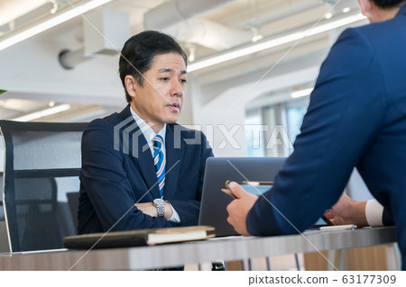 business man, business, meeting 63177309