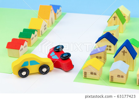 Traffic accident image 63177423