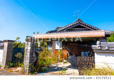 Abandoned house Abandoned house 63178521