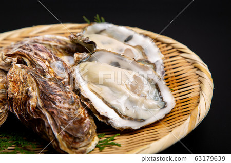 Oysters Ingredients Oysters Ingredients 63179639