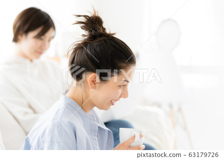 Women Computers Friends Global 63179726