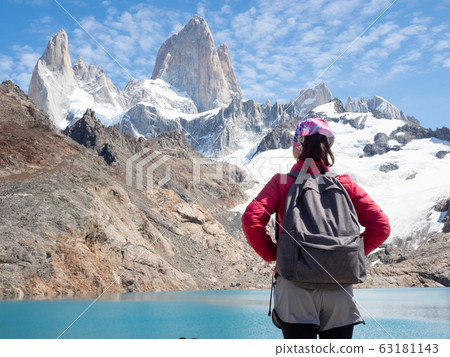 Trekking mountain girl Trekking mountain girl 63181143