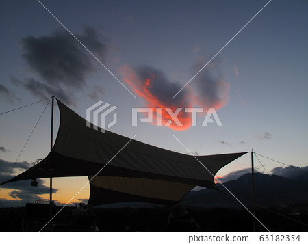 Clouds in the sunset over the campsite 63182354