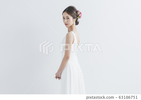 Bride 63186751