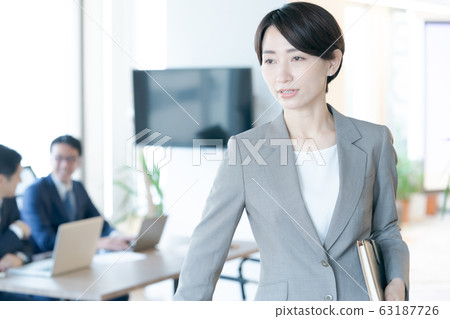 working woman, career woman, around 40 63187726