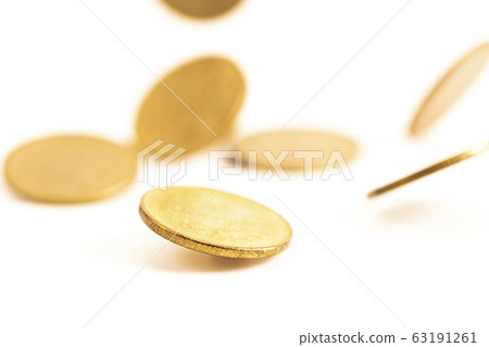The antique aged gold coin falling down 63191261