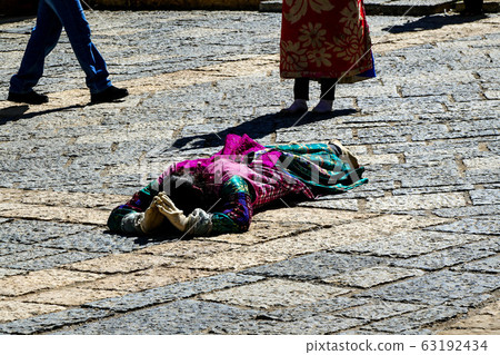 Tibet Ochetuzi Tibet Ochetuzi 63192434