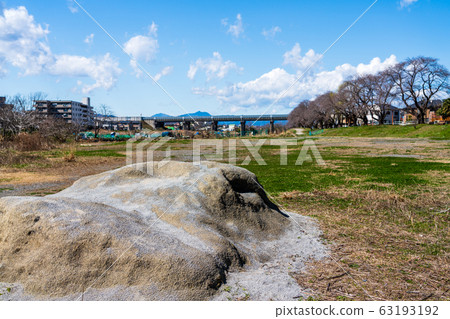 Unmanned playground coronavirus spring 2020 63193192