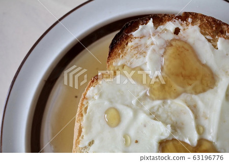 Natural yeast bread toast with maple butter 63196776