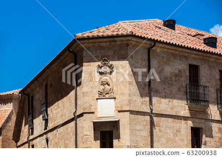 Beautiful architecture of the antique buildings around at Calle Melendez in Salamanca old city 63200938