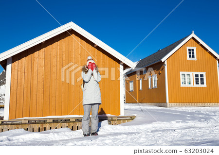 happy smiling tourist girl 63203024