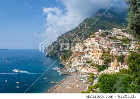 Postcard view of Positano village 63203333