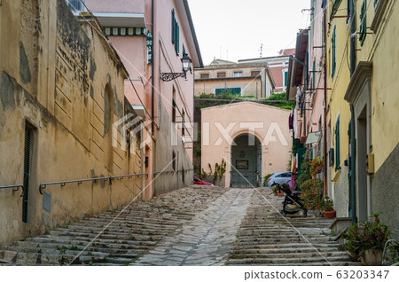 Portoferraio old town streets and chapel. 63203347