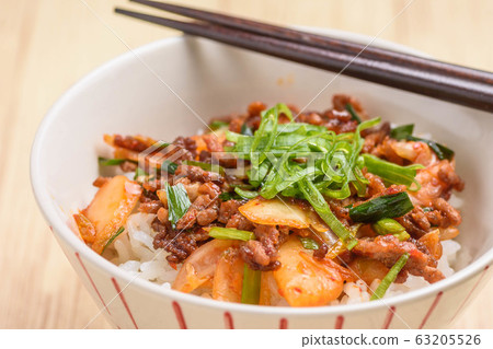 Kimchi bowl 63205526