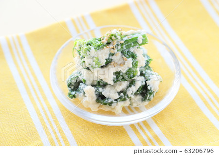 Rape blossoms 63206796