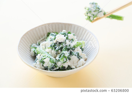 Rape blossoms 63206800