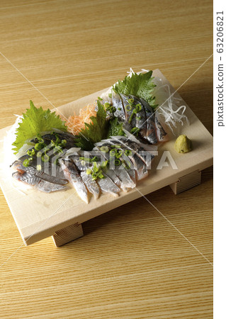 竹莢魚刺身 63206821