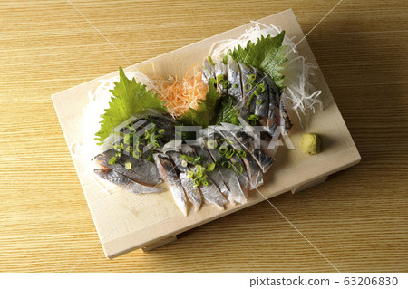 Horse mackerel sashimi 63206830