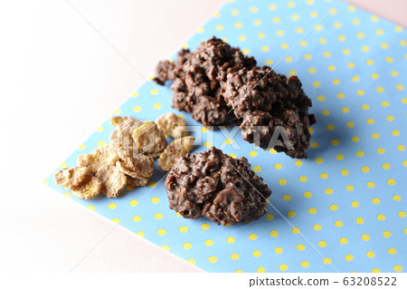 Chocolate crunch Chocolate crunch 63208522