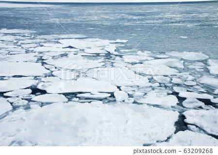 Drift ice in the Sea of Okhotsk 63209268