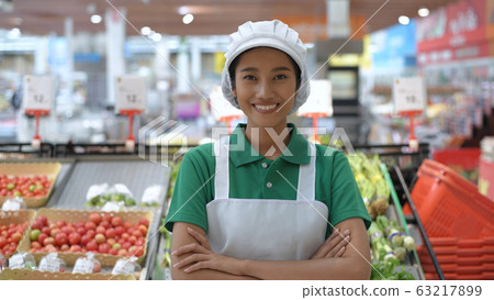 Shopping concepts. The sales staff are confident 63217899