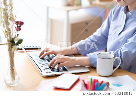 Freelance home work image 63218012