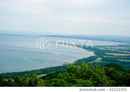 [Hokkaido] Lake Saroma seen from the observatory 63221501
