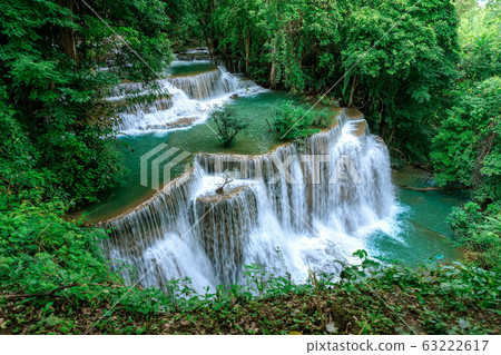 Huai Mae Khamin Waterfall level 4, Khuean 63222617