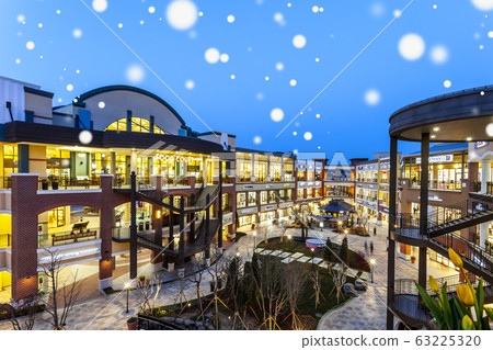 shopping shopping 63225320