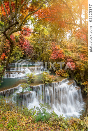 Huai Mae Khamin Waterfall tier 4, Khuean Huai Mae Khamin Waterfall tier 4, Khuean 63225577