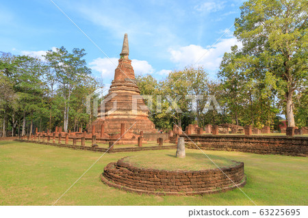 Wat Phra That temple in Kamphaeng Phet Historical Wat Phra That temple in Kamphaeng Phet Historical 63225695