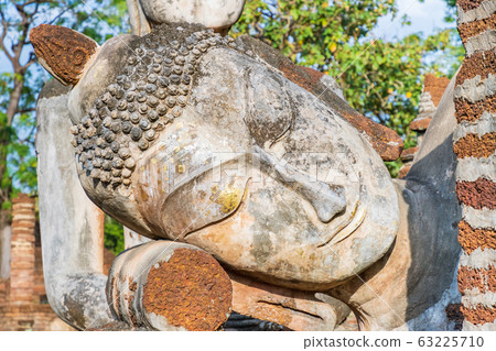 Reclining Buddha statue at Wat Phra Kaeo temple in Reclining Buddha statue at Wat Phra Kaeo temple in 63225710