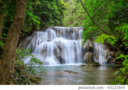 Huai Mae Khamin Waterfall tier 3, Khuean Huai Mae Khamin Waterfall tier 3, Khuean 63225843