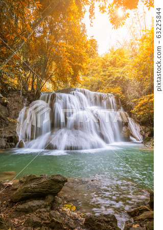 Huai Mae Khamin Waterfall tier 3, Khuean Huai Mae Khamin Waterfall tier 3, Khuean 63225844