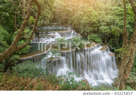 Huai Mae Khamin Waterfall tier 4, Khuean Huai Mae Khamin Waterfall tier 4, Khuean 63225857