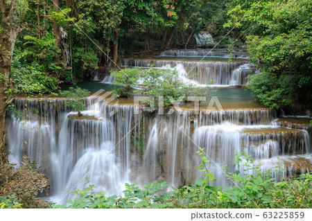 Huai Mae Khamin Waterfall tier 4, Khuean Huai Mae Khamin Waterfall tier 4, Khuean 63225859
