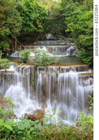 Huai Mae Khamin Waterfall tier 4, Khuean Huai Mae Khamin Waterfall tier 4, Khuean 63225864