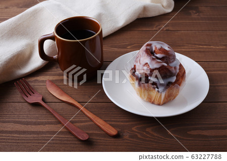 Cinnamon roll hot coffee table Cinnamon roll hot coffee table 63227788