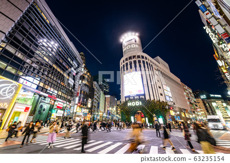 澀谷公園街與神宮街之夜的澀谷爭奪交匯處 澀谷公園街與神宮街之夜的澀谷爭奪交匯處 63235154